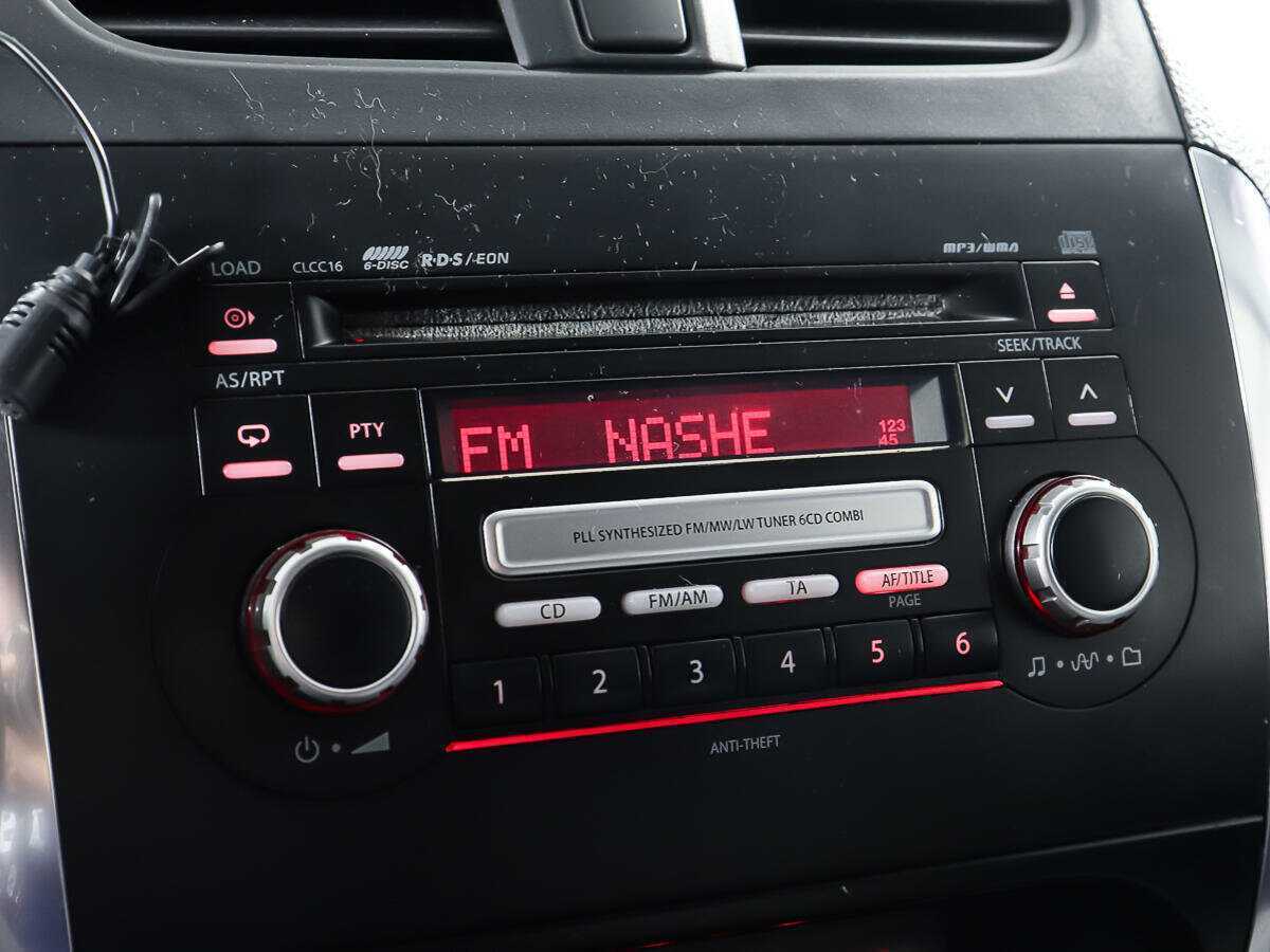 Suzuki SX4, 2010 Фото №19