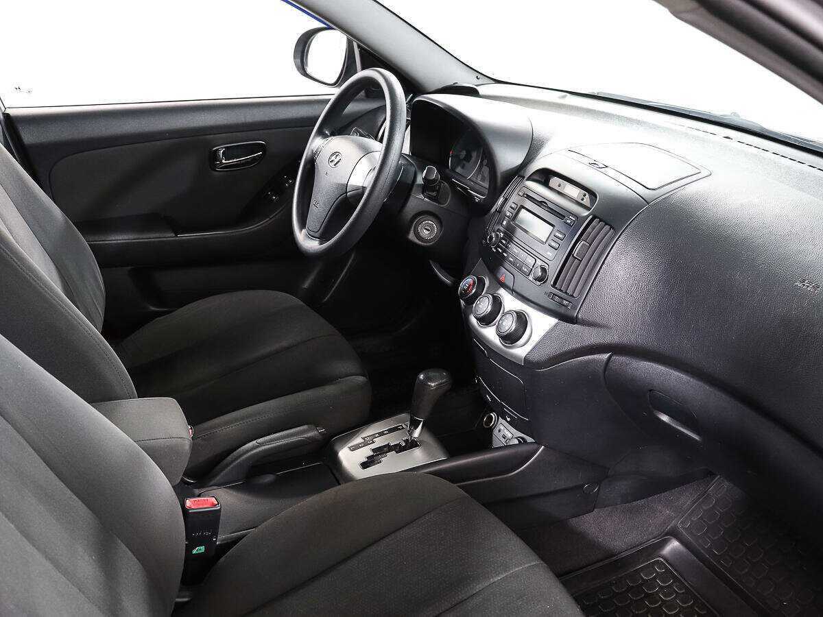 Hyundai Elantra, 2011 Фото №9