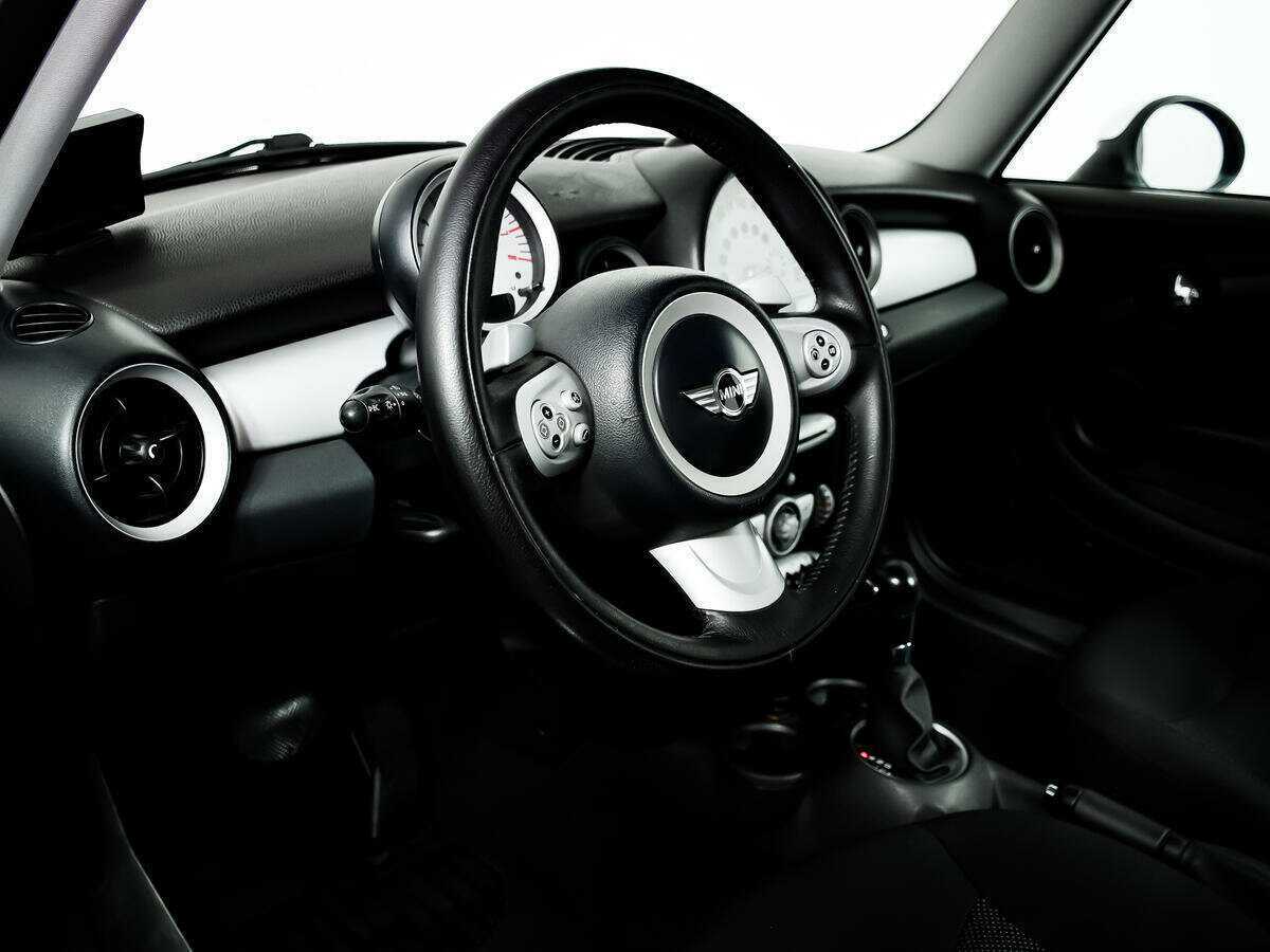 Mini Hatch One, 2010 Фото №13