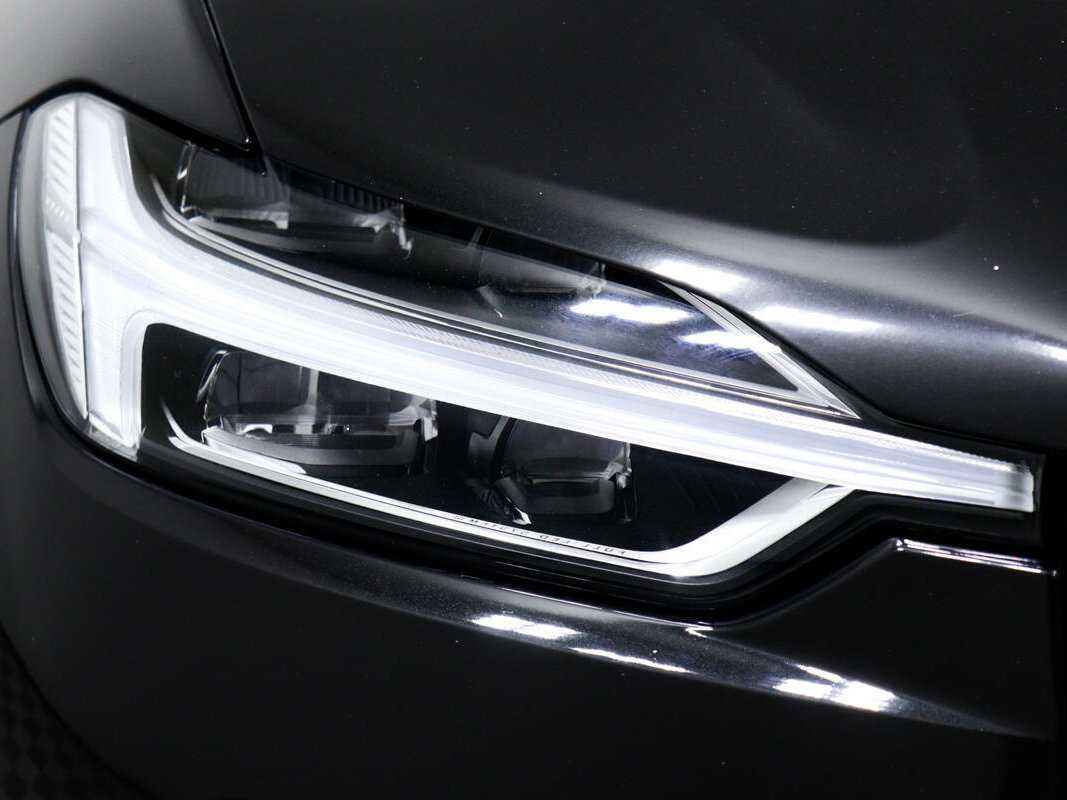 Volvo XC60, 2019 Фото №13