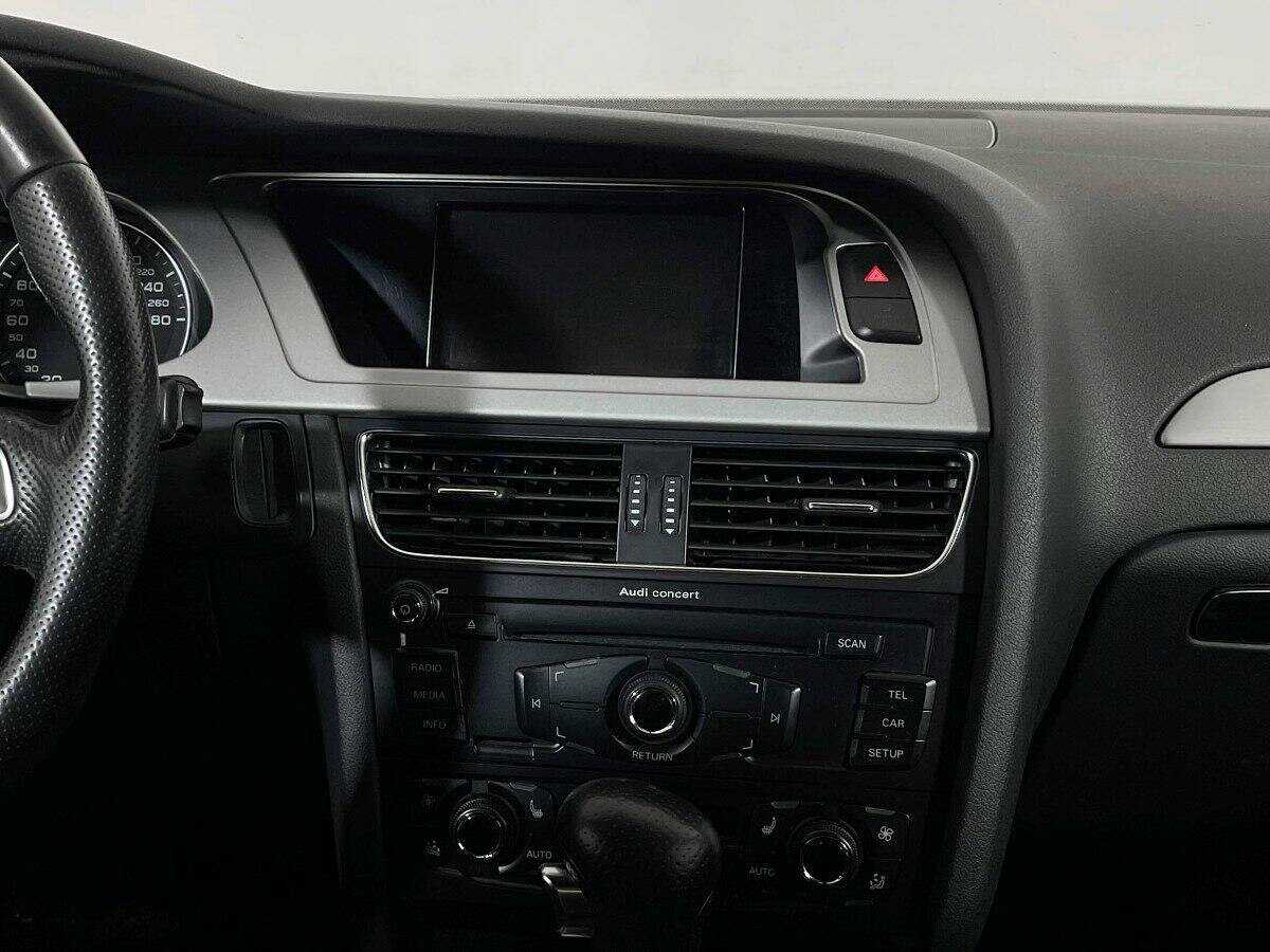 Audi A4, 2011 Фото №10