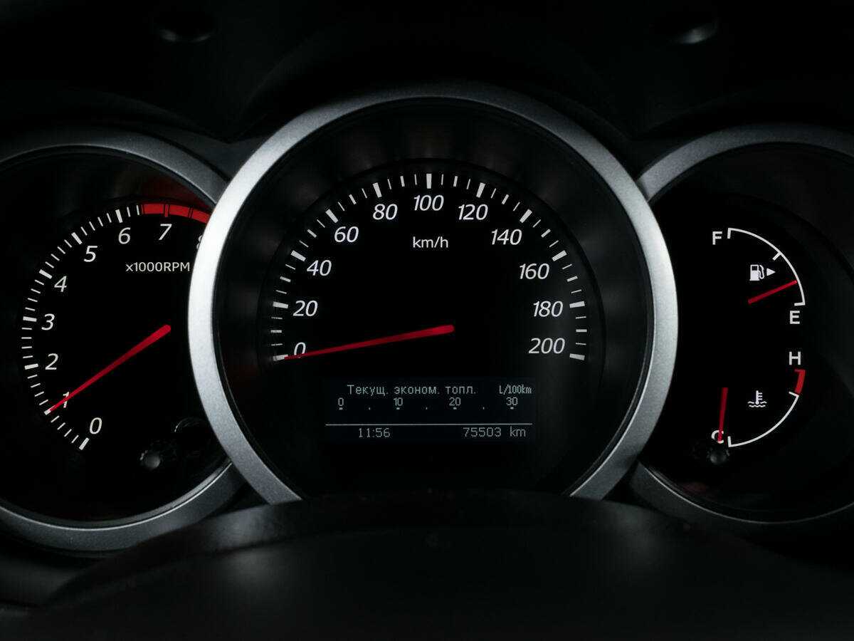 Suzuki Grand Vitara, 2010 Фото №10