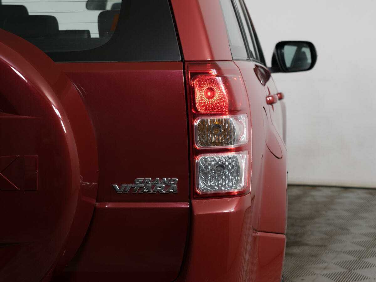 Suzuki Grand Vitara, 2010 Фото №12