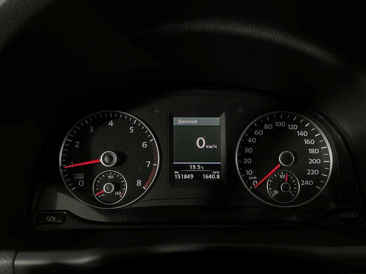 Volkswagen Touran, 2012 Фото №11