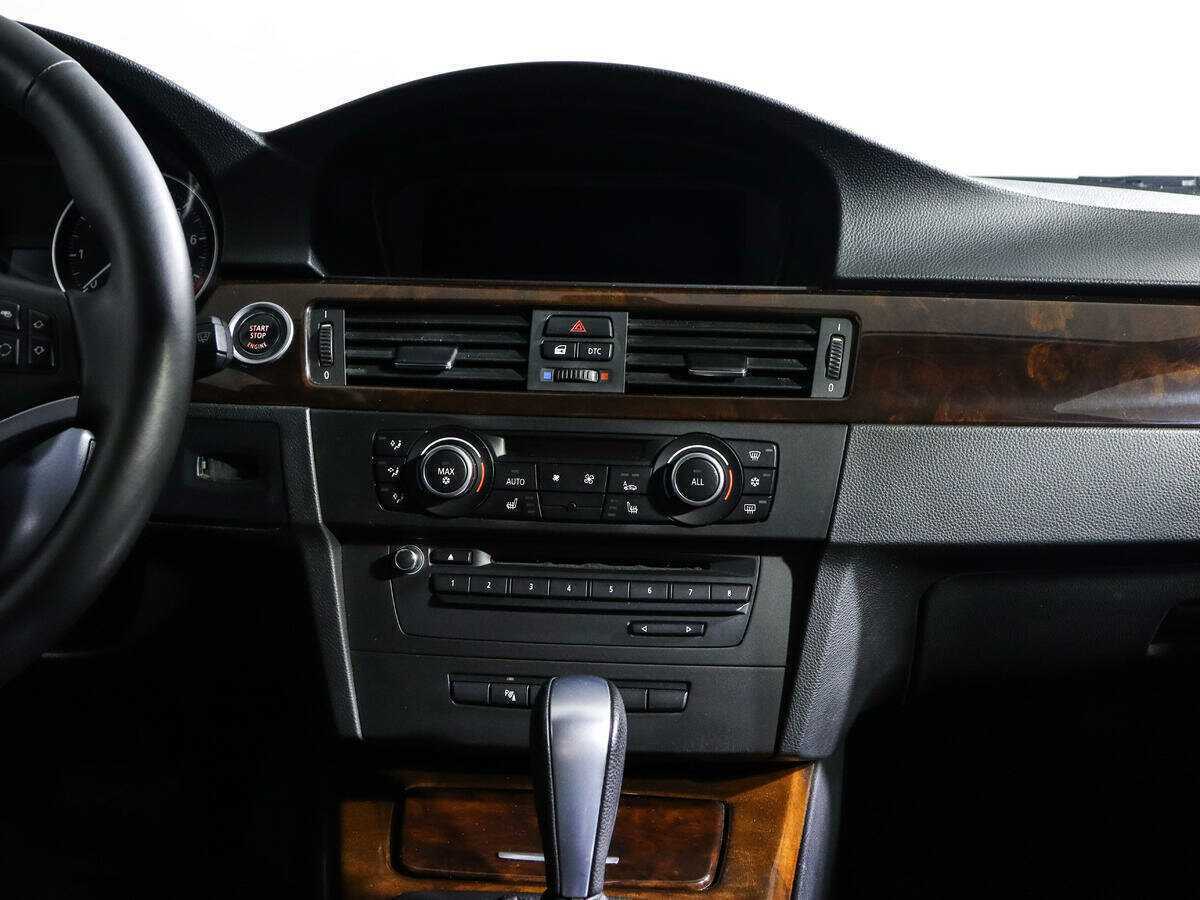 BMW 3 серии 325xi, 2011 Фото №13