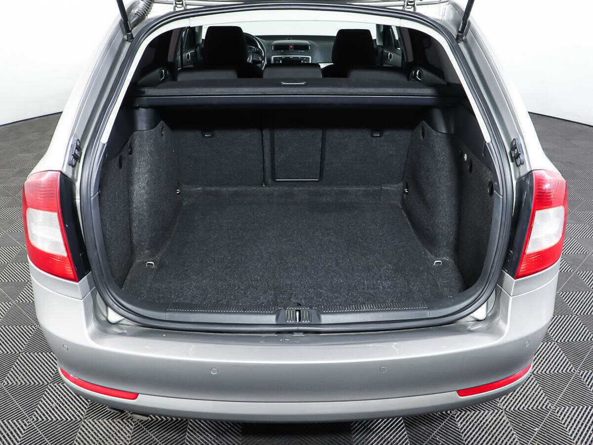 Skoda Octavia DSG7, 2011 Фото №10