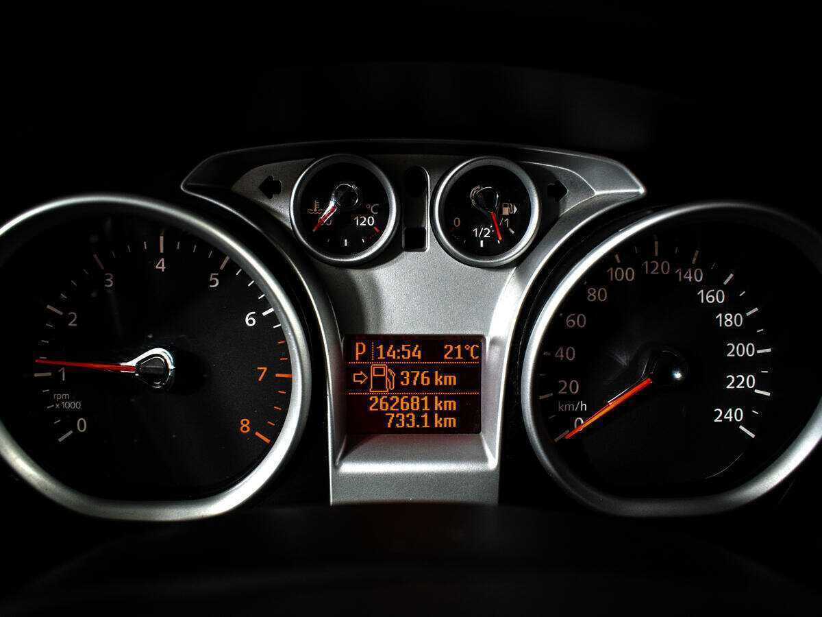 Ford Focus, 2010 Фото №10