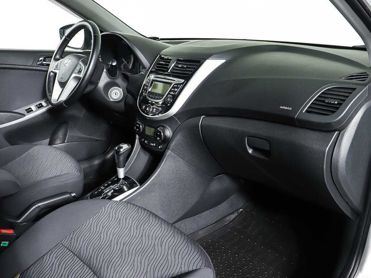 Hyundai Solaris, 2011 Фото №11