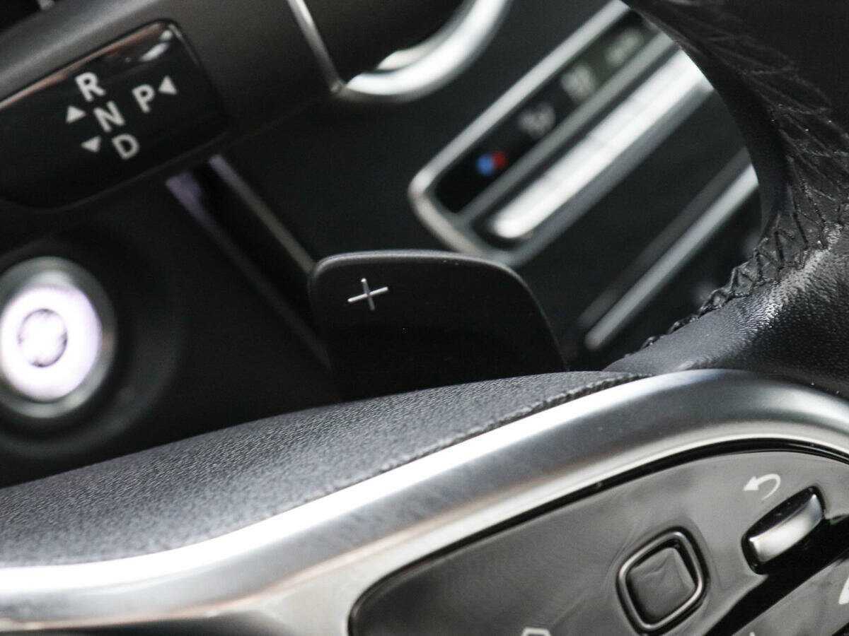 Mercedes-Benz GLC 200, 2020 Фото №16