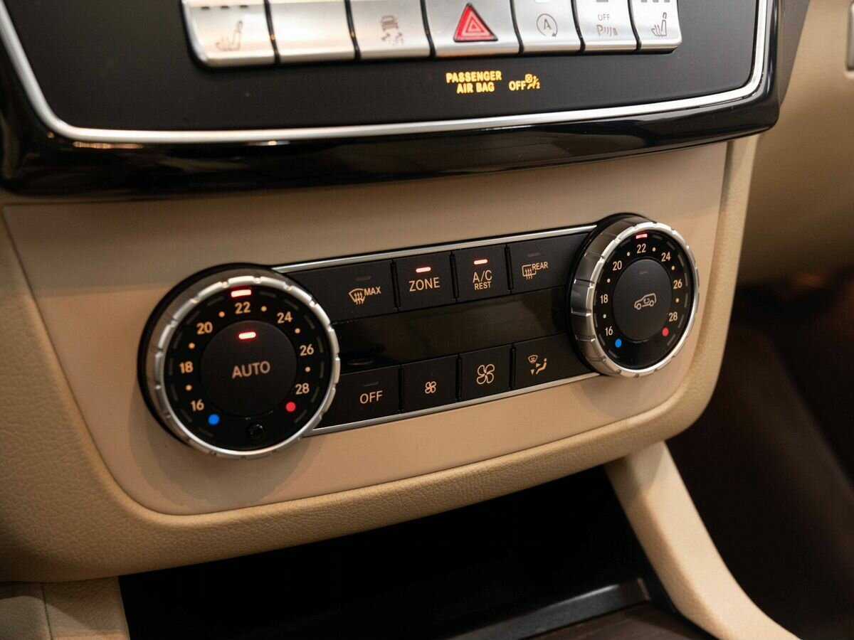 Mercedes-Benz GLS 350 d, 2018 Фото №21