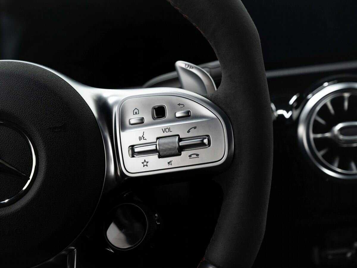 Mercedes-Benz A-Класс AMG 45 AMG S, 2020 Фото №18