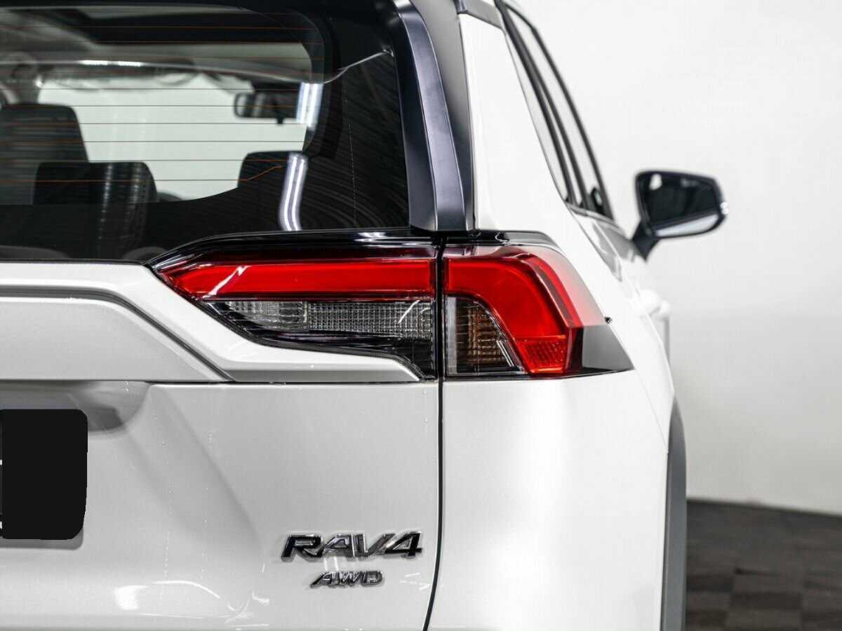 Toyota RAV4, 2023 Фото №9