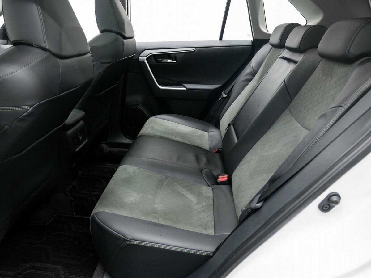 Toyota RAV4, 2023 Фото №14