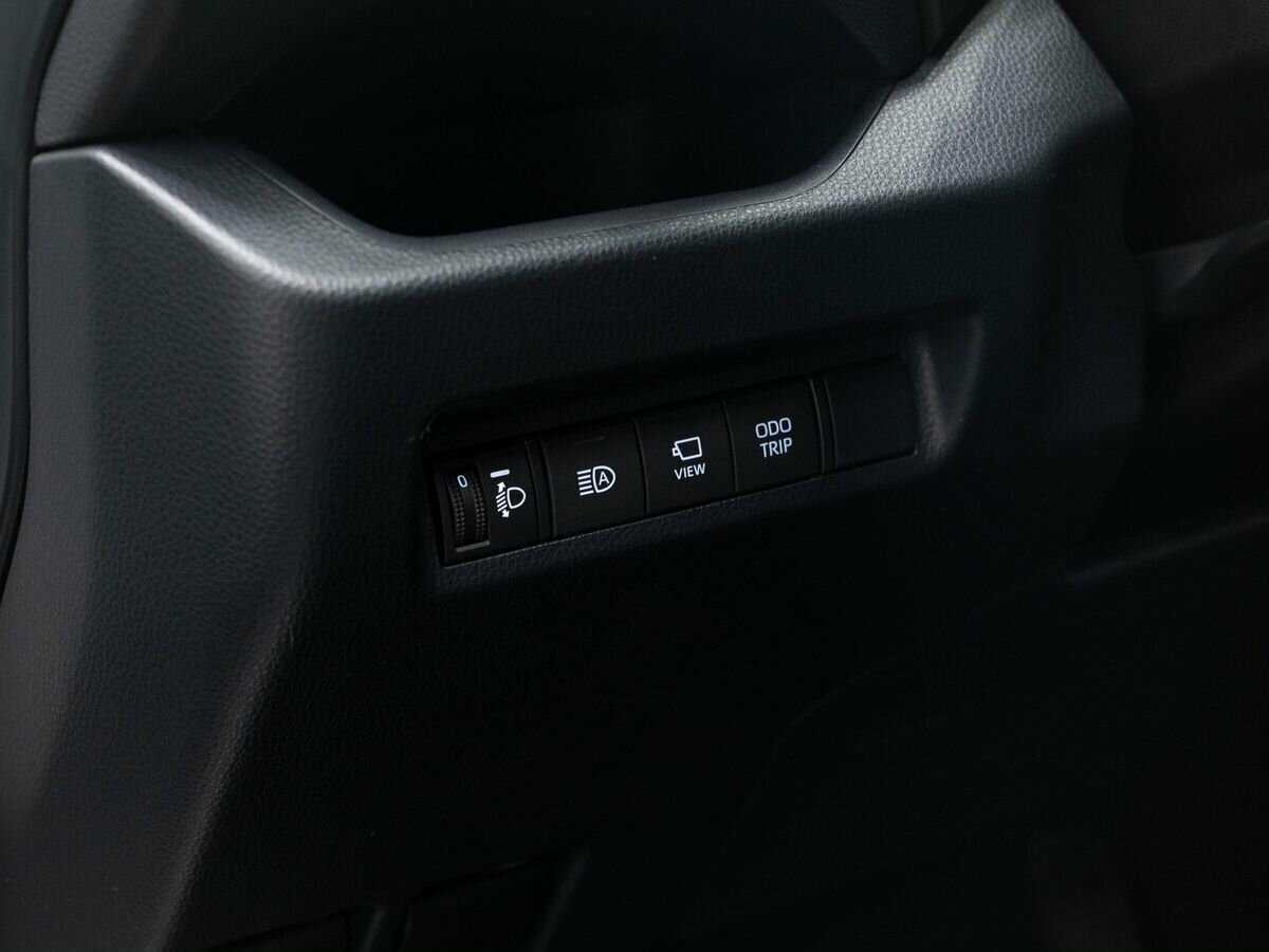 Toyota RAV4, 2023 Фото №17