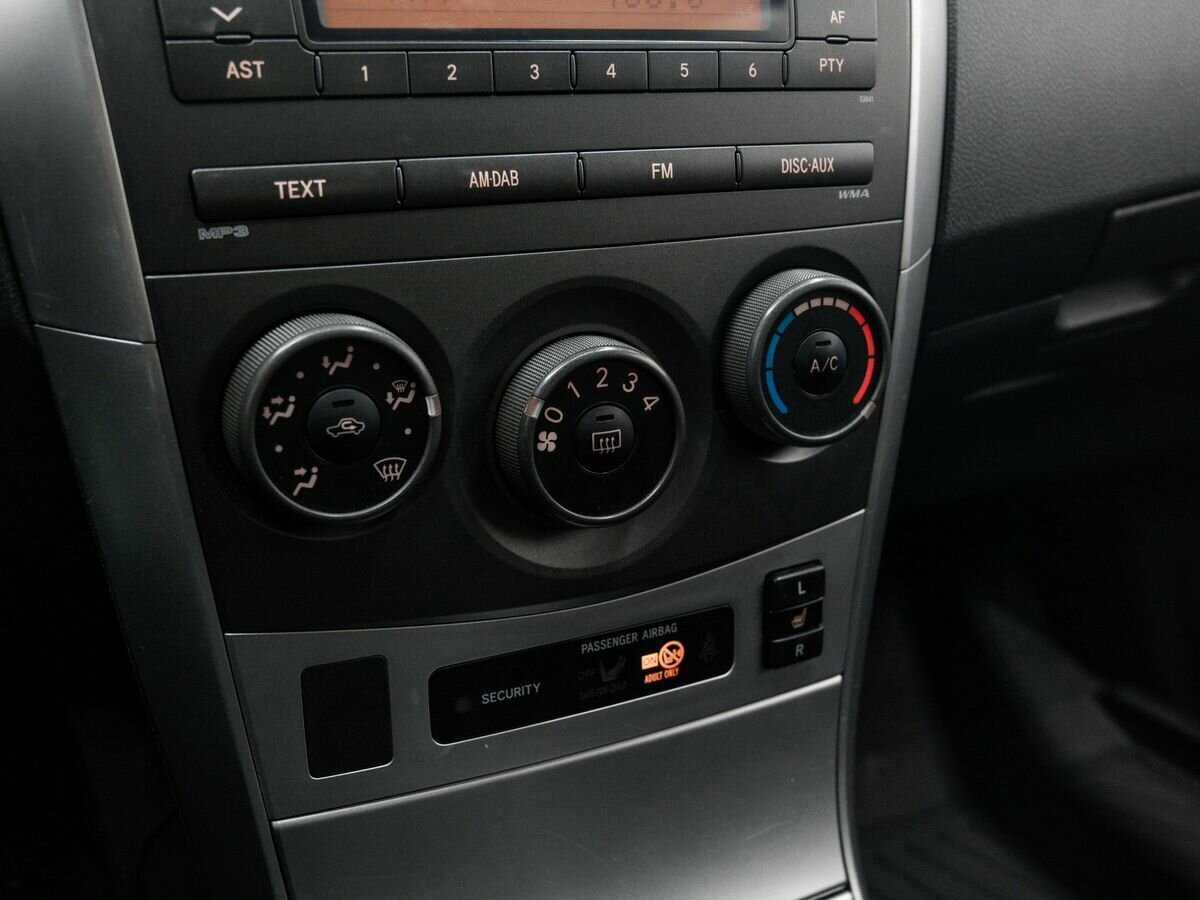 Toyota Corolla, 2011 Фото №19