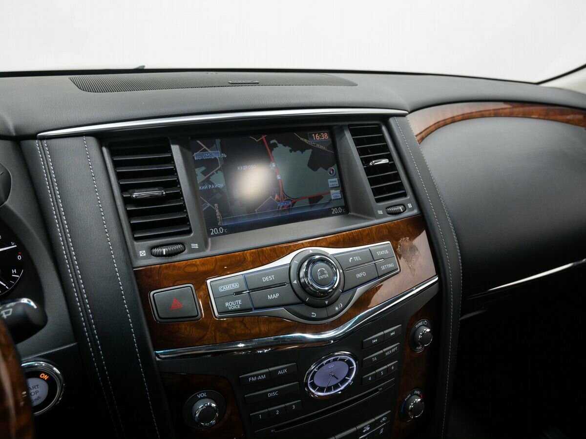 Infiniti QX80, 2017 Фото №27