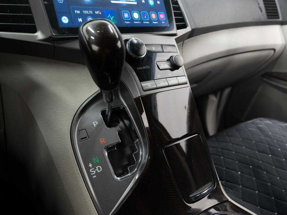 Toyota Venza, 2009 Фото №20