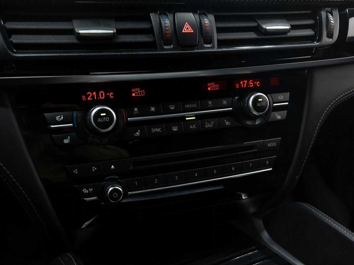 BMW X5 M, 2015 Фото №23