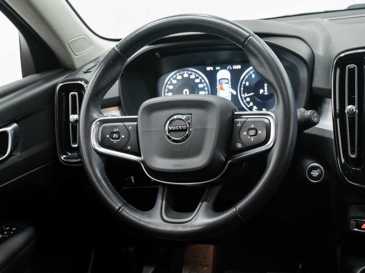 Volvo XC40, 2020 Фото №12