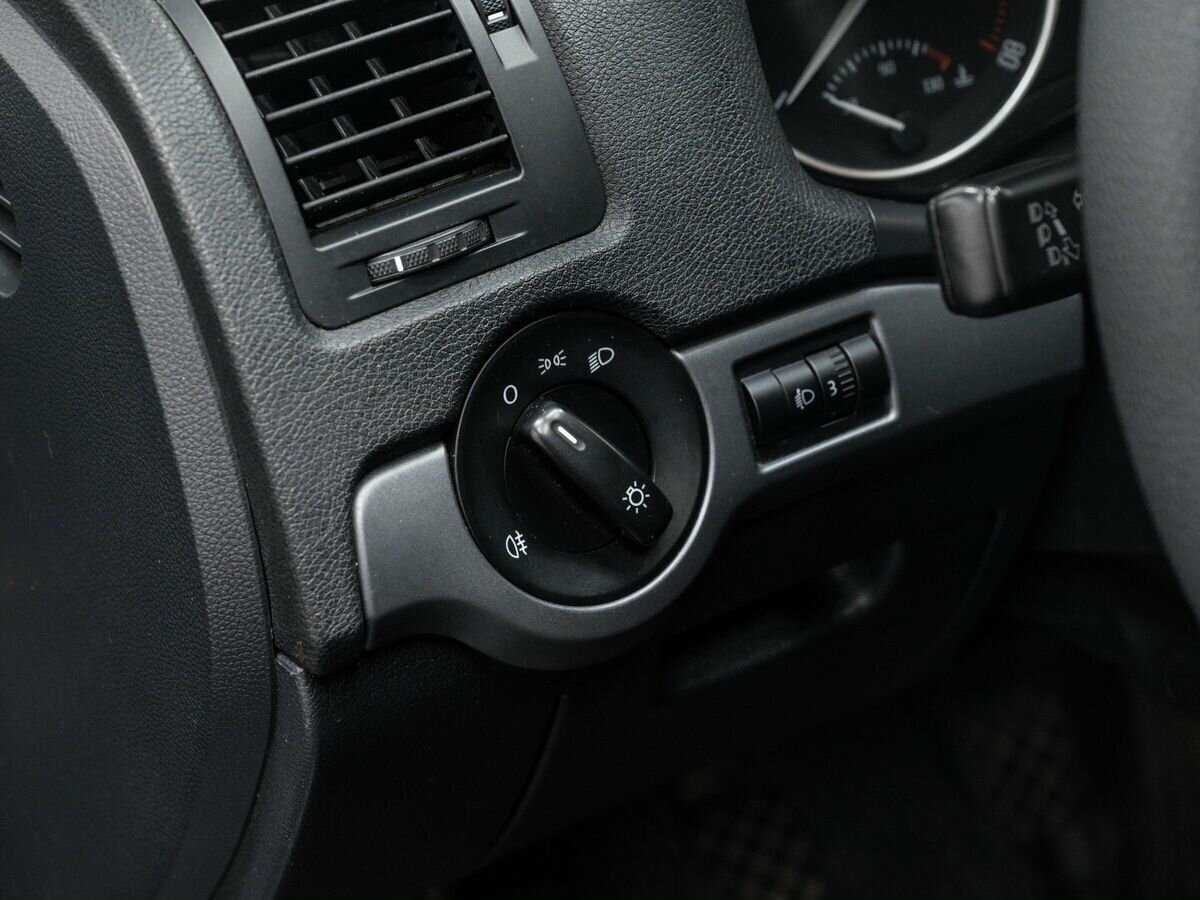 Skoda Octavia, 2011 Фото №17