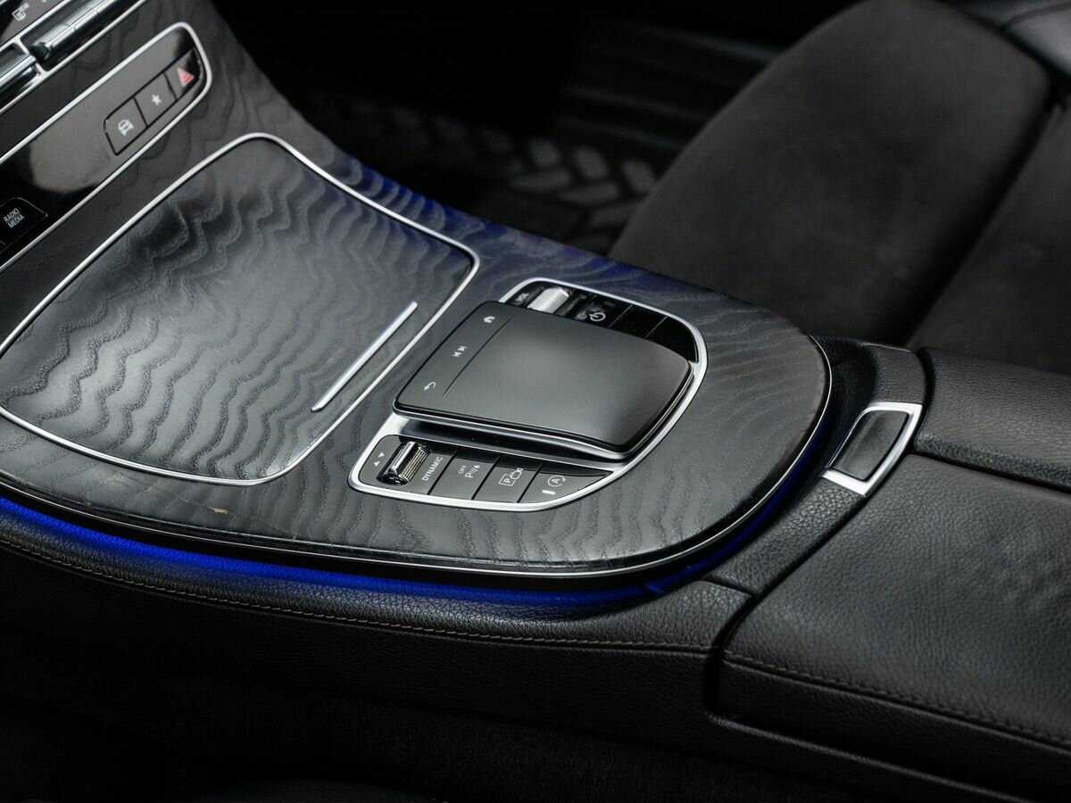 Mercedes-Benz E-Класс 220 d, 2021 Фото №17