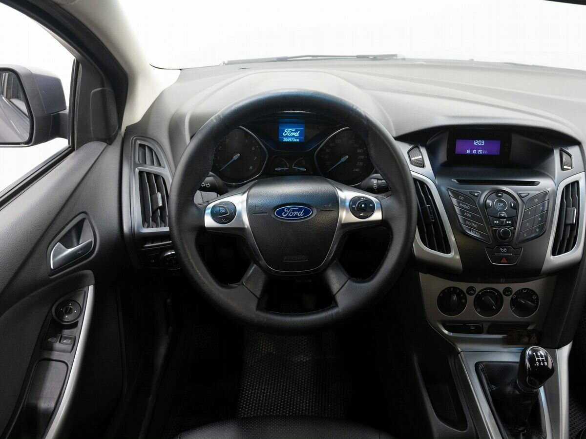 Ford Focus, 2011 Фото №16