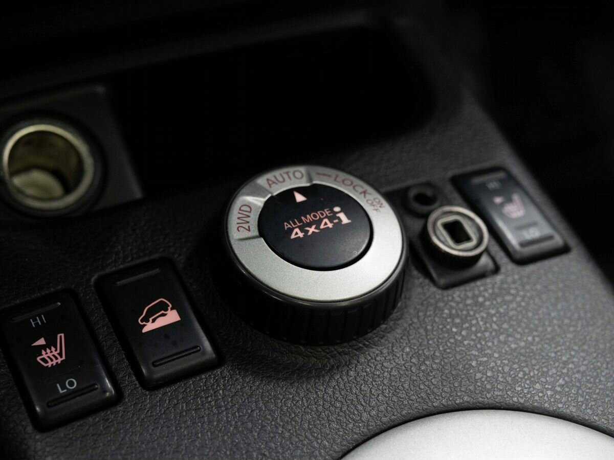 Nissan X-Trail, 2010 Фото №21