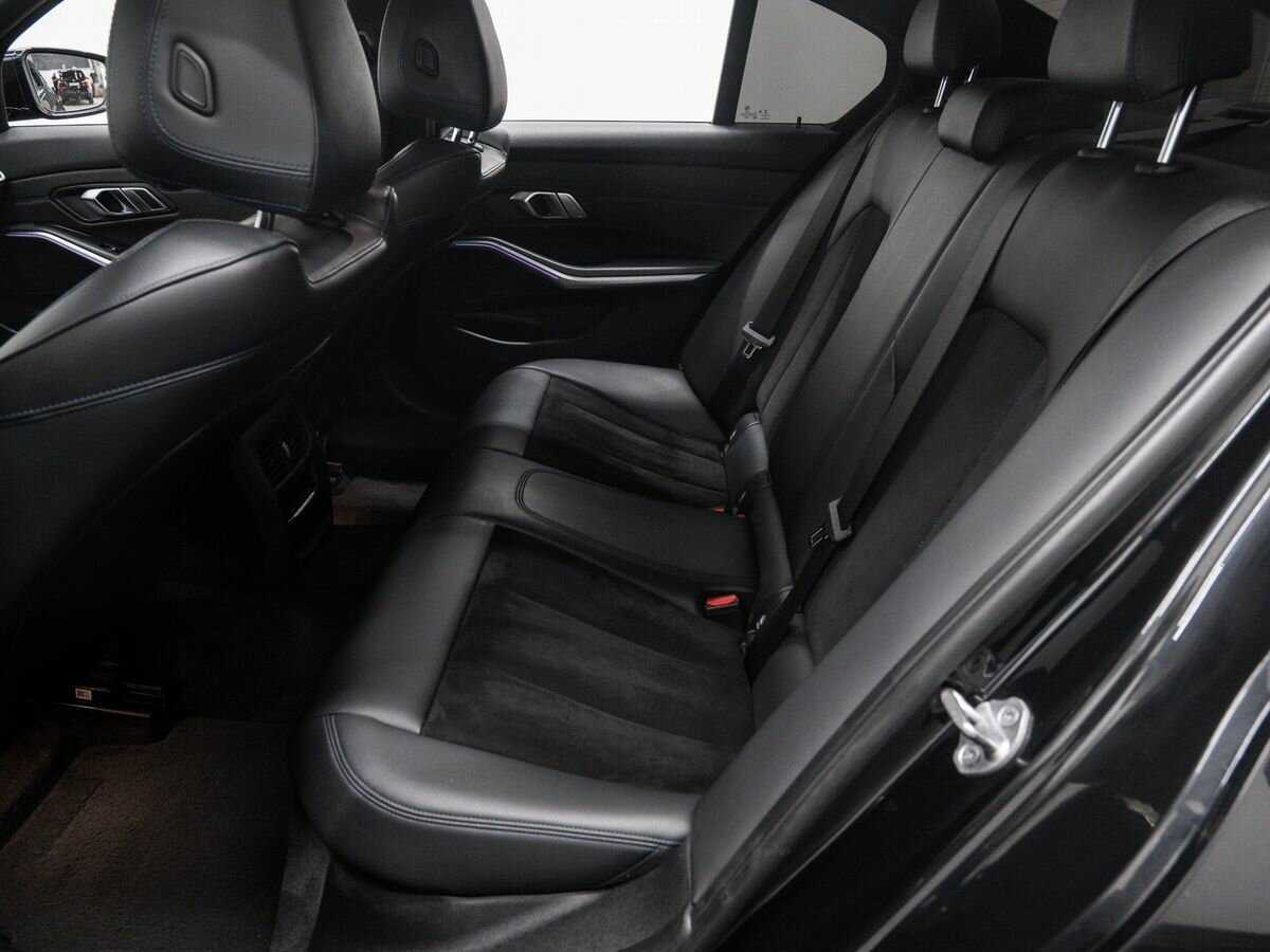 BMW 3 серии 330i, 2019 Фото №9