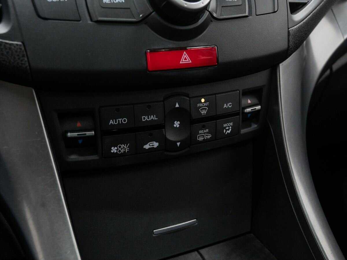 Honda Accord, 2011 Фото №20