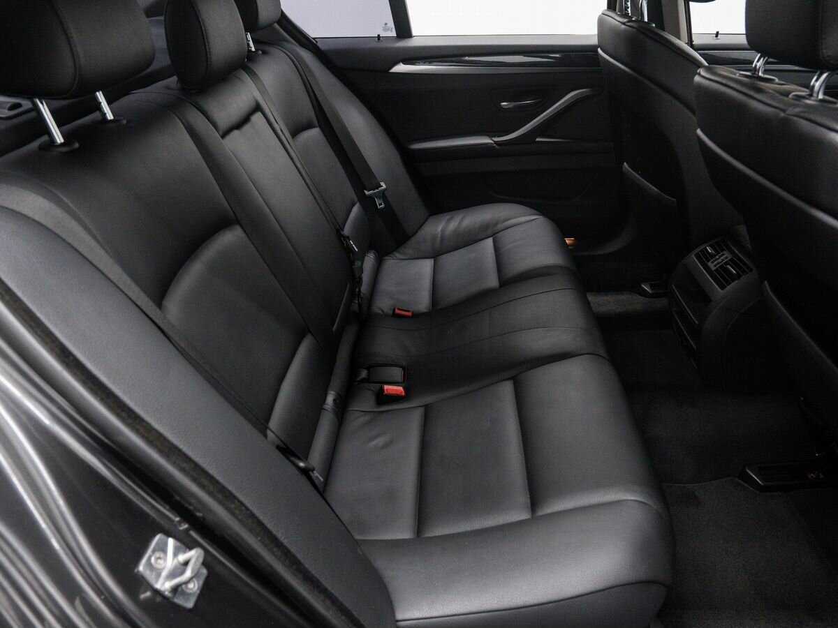 BMW 5 серии 528i, 2011 Фото №10