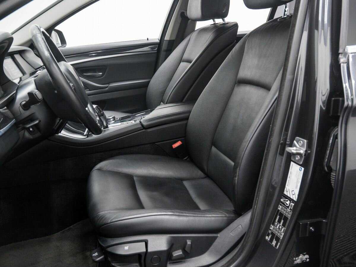 BMW 5 серии 528i, 2011 Фото №14