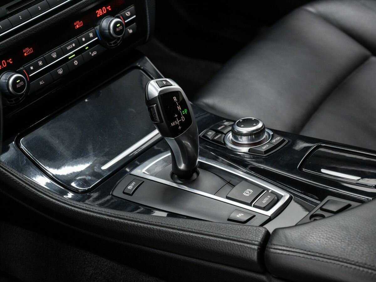 BMW 5 серии 528i, 2011 Фото №17