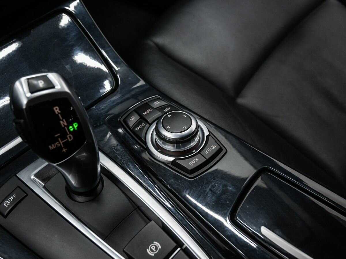 BMW 5 серии 528i, 2011 Фото №18