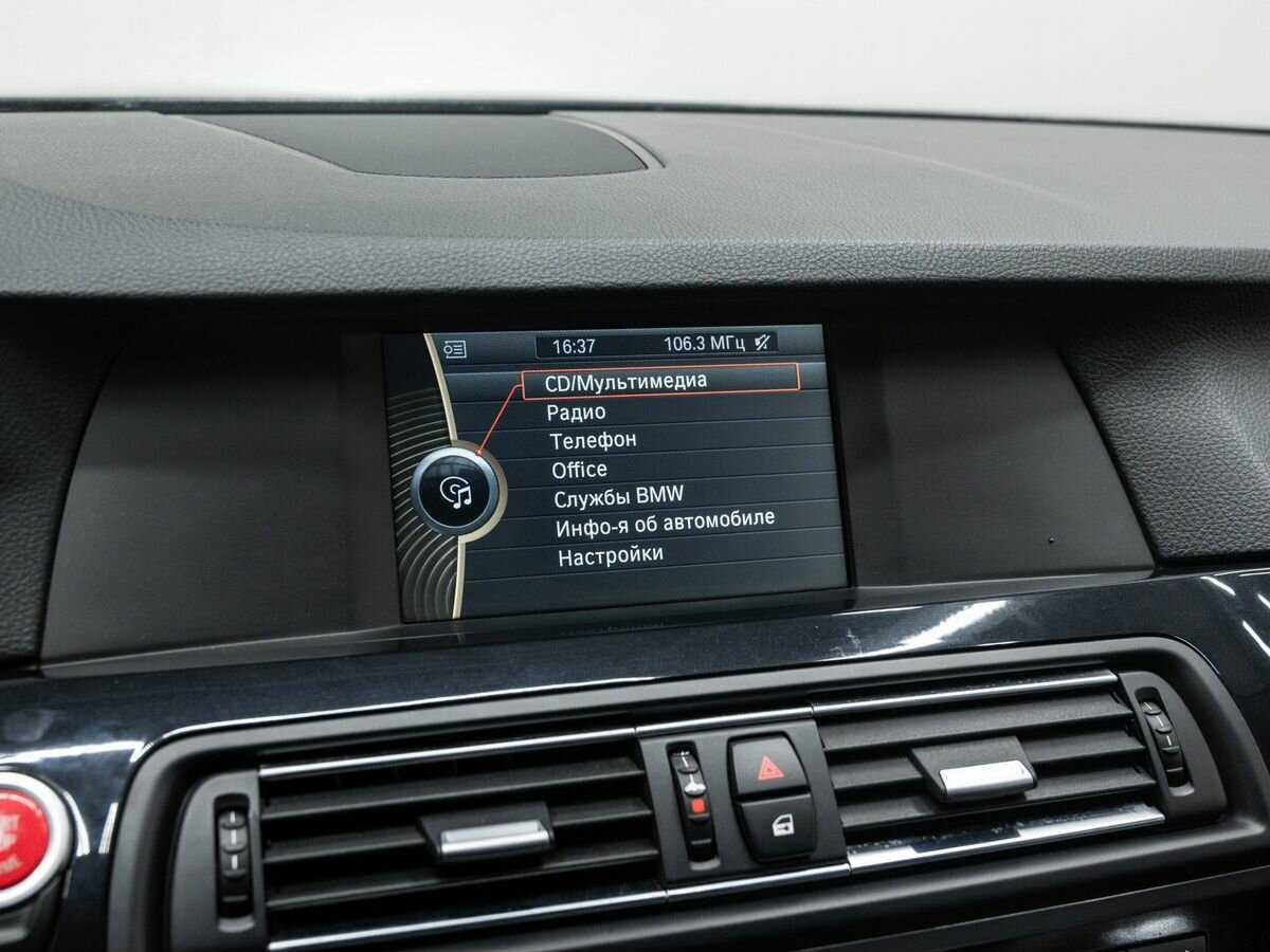 BMW 5 серии 528i, 2011 Фото №20