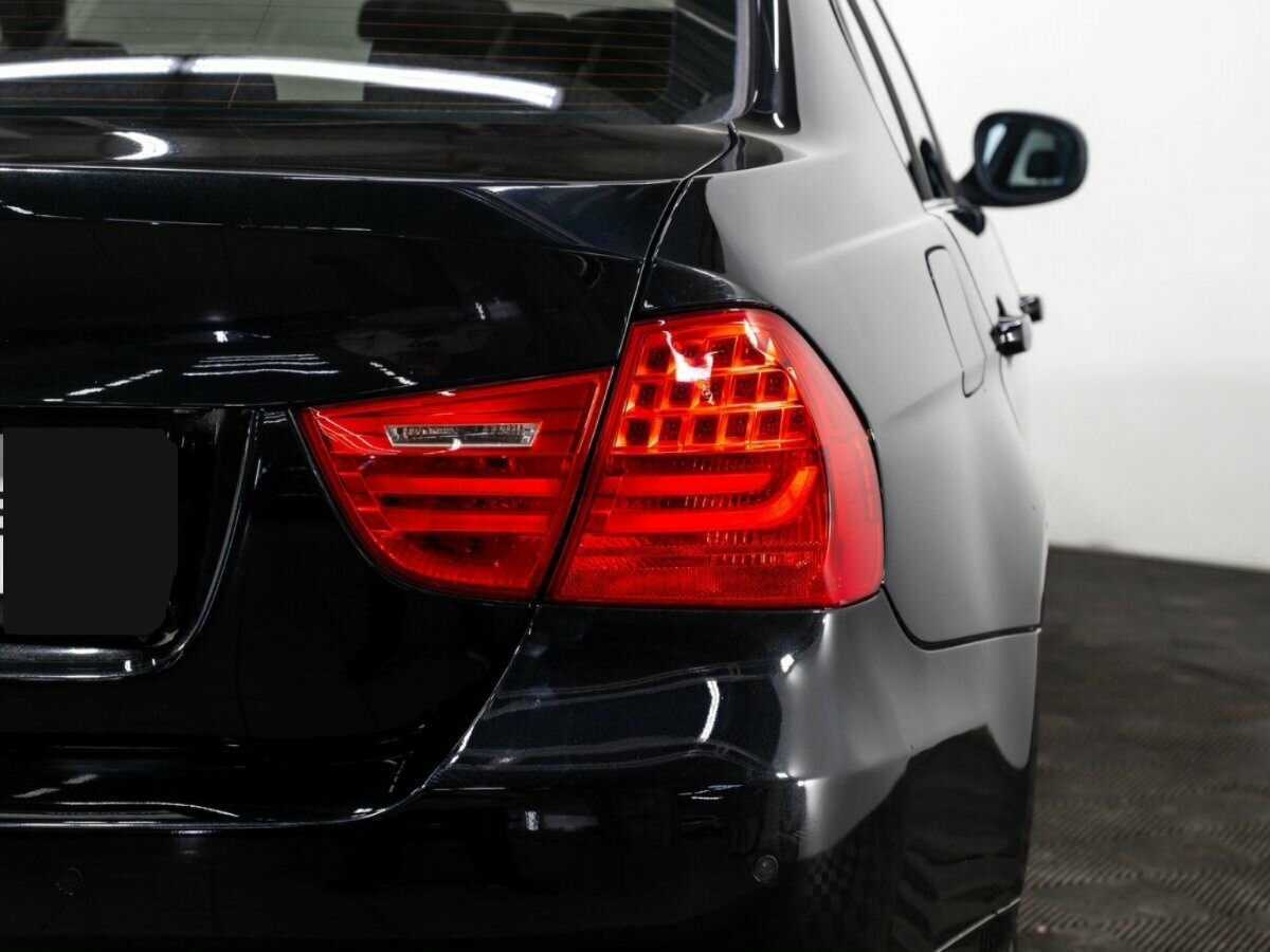 BMW 3 серии 320i, 2009 Фото №7