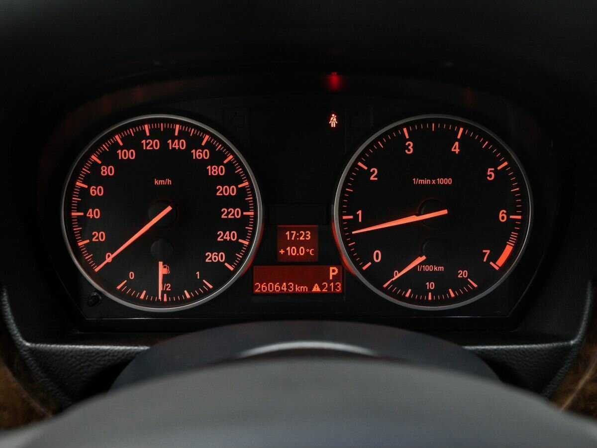 BMW 3 серии 320i, 2009 Фото №20