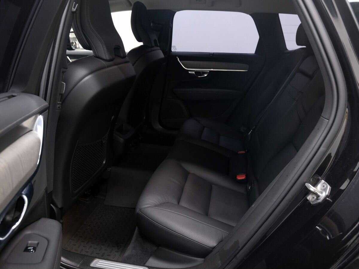Volvo V90 Cross Country, 2020 Фото №10