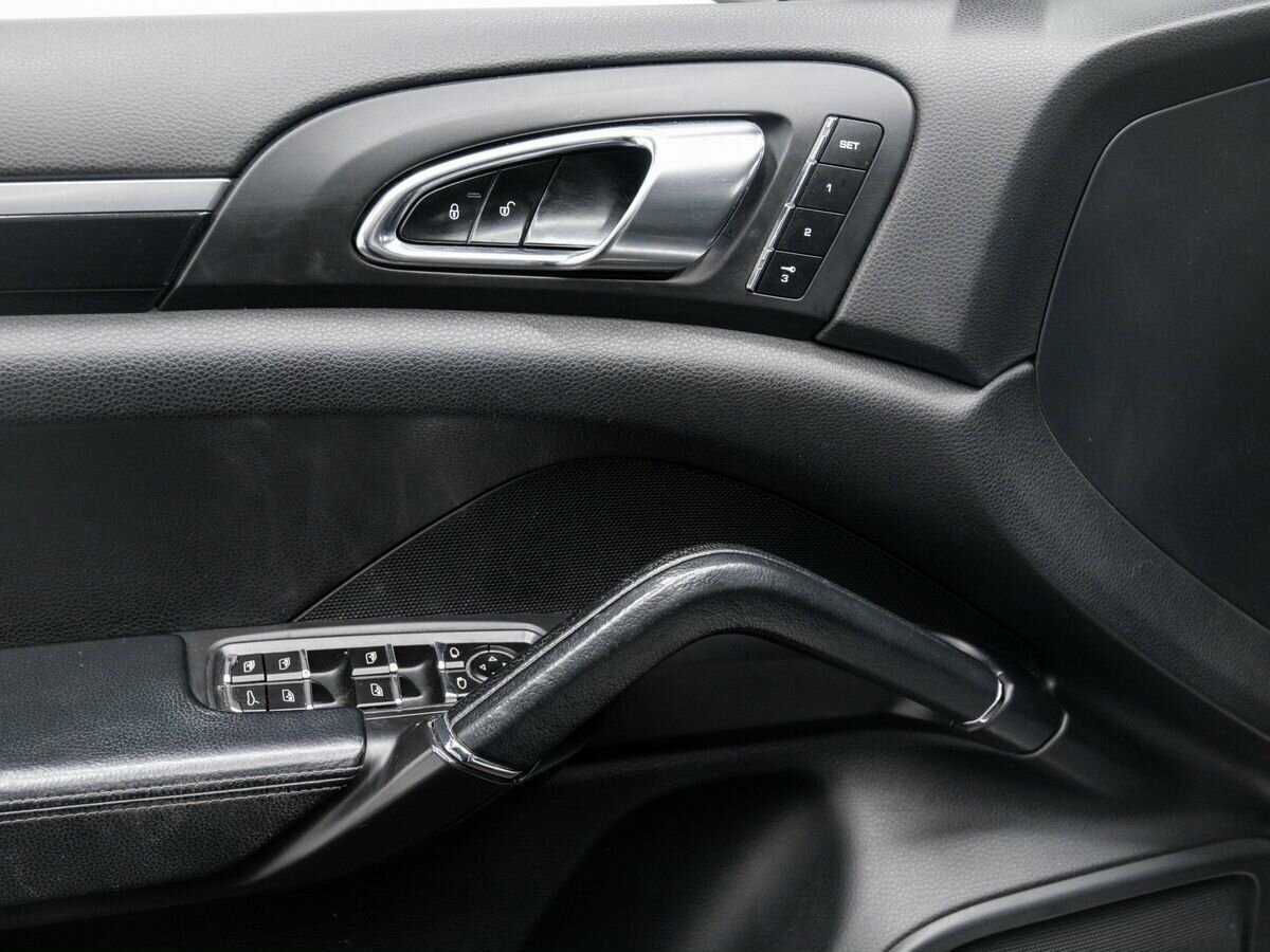 Porsche Cayenne Diesel, 2013 Фото №15