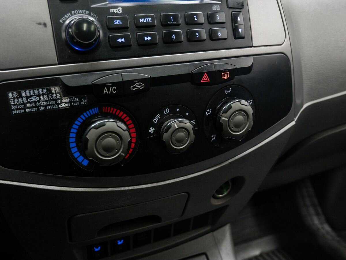 CHERY Tiggo (T11), 2011 Фото №19