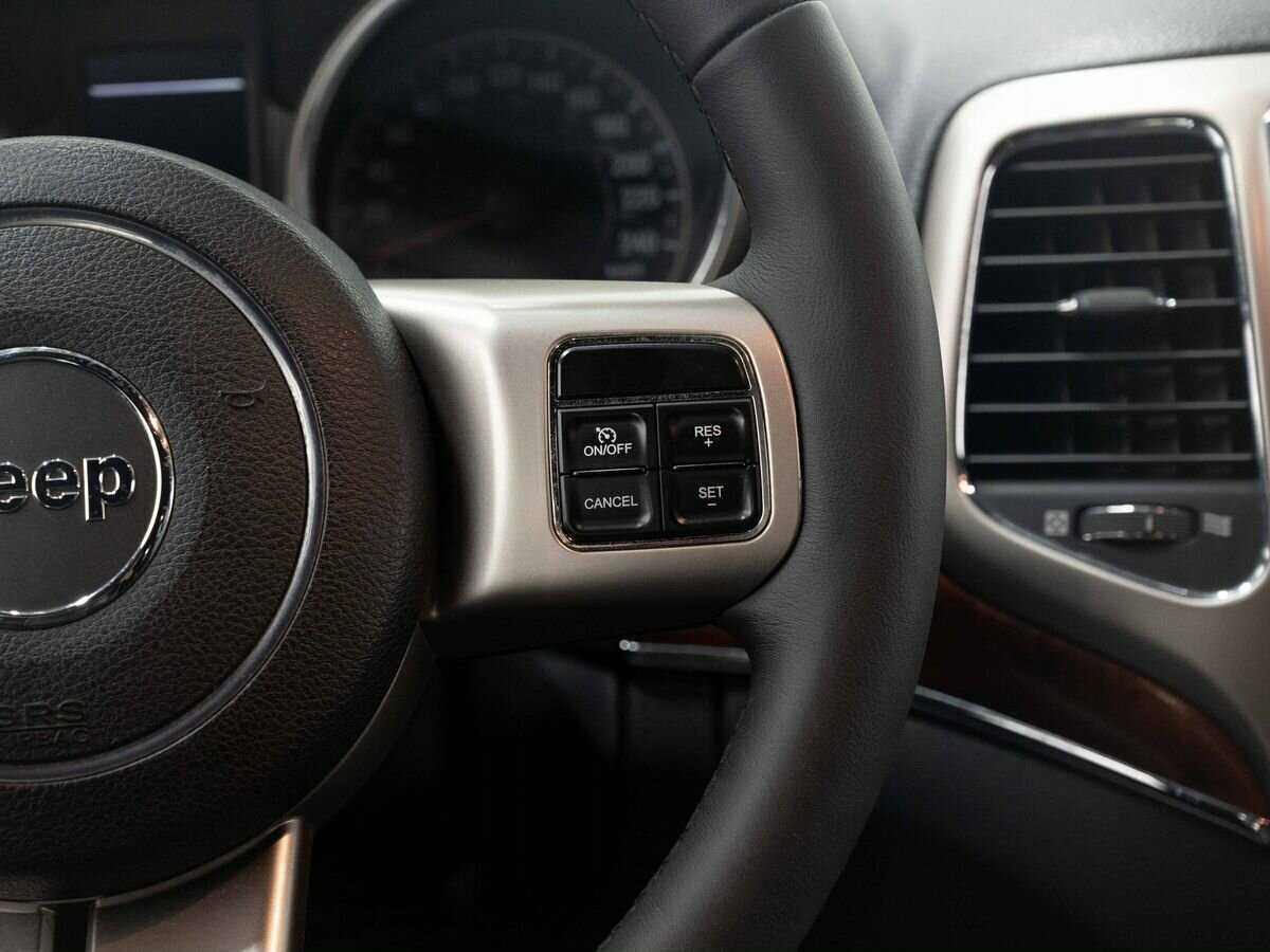 Jeep Grand Cherokee, 2010 Фото №19