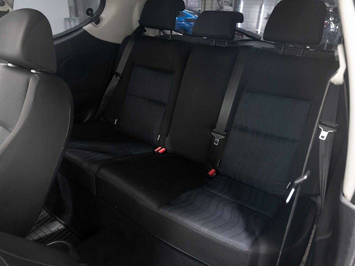 Peugeot 207, 2008 Фото №9