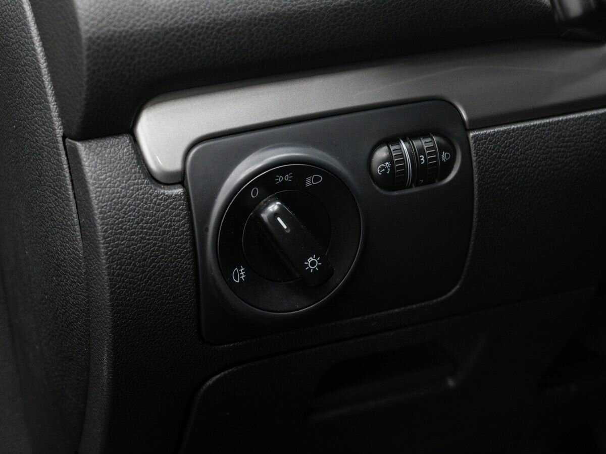 Volkswagen Golf, 2009 Фото №16