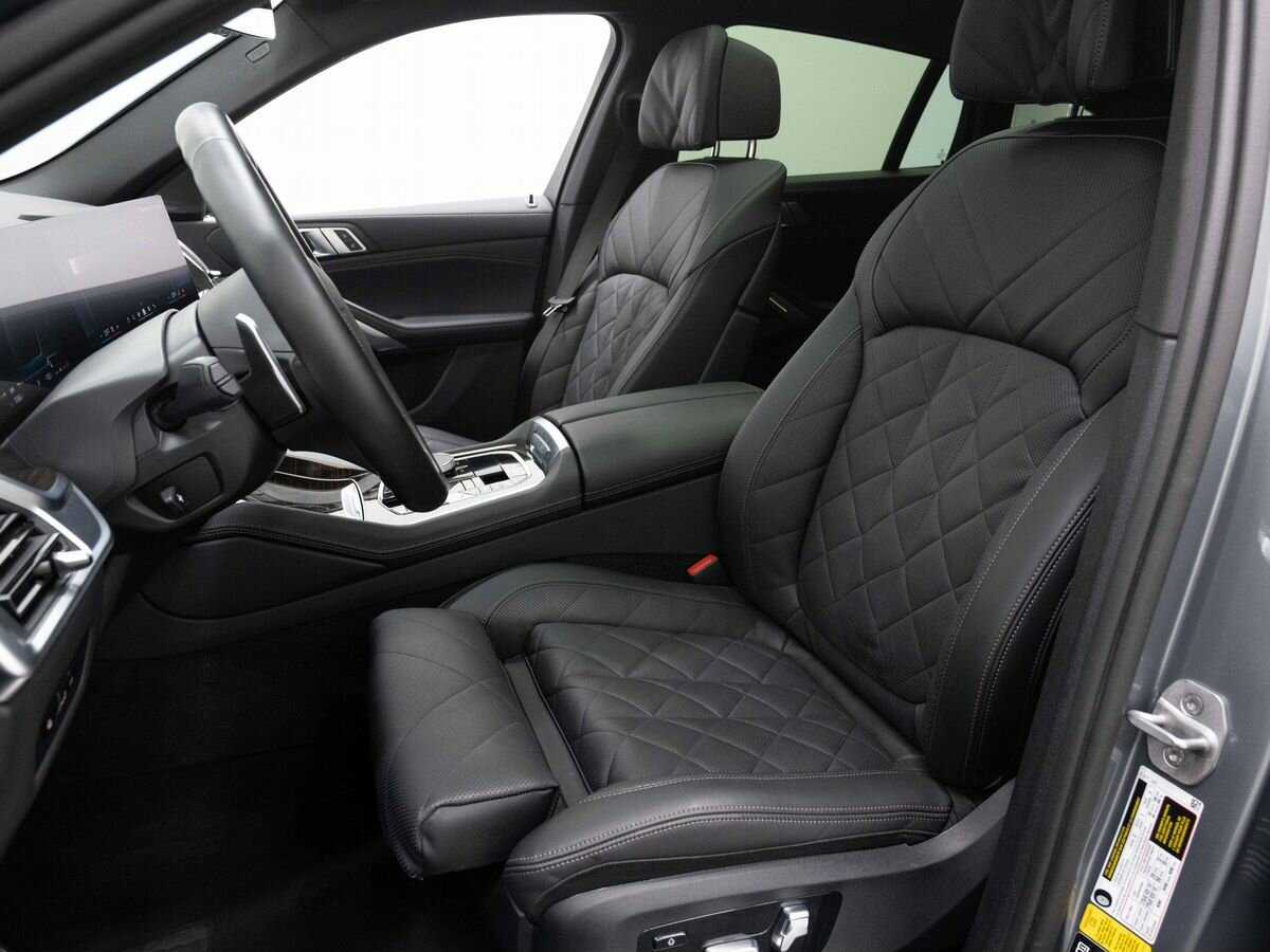 BMW X6 40i, 2023 Фото №11