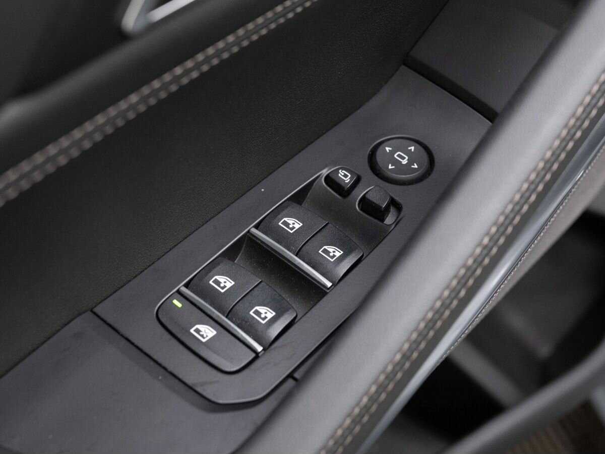 BMW X6 40i, 2023 Фото №21