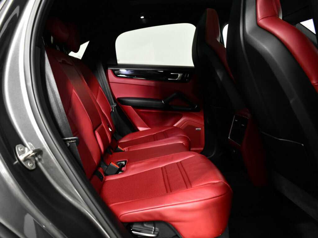 Porsche Cayenne Coupé, 2021 Фото №10