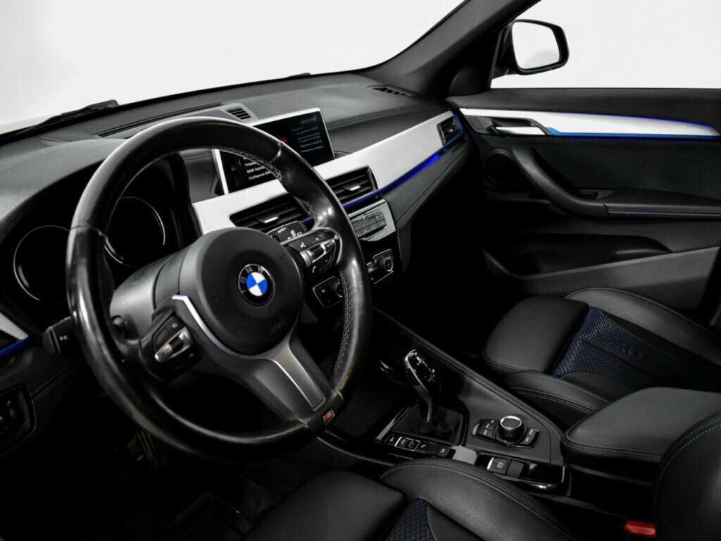 BMW X1 20i xDrive, 2020 Фото №11