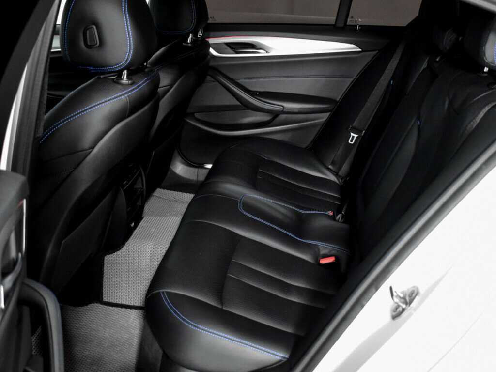 BMW 5 серии 520d xDrive, 2019 Фото №11