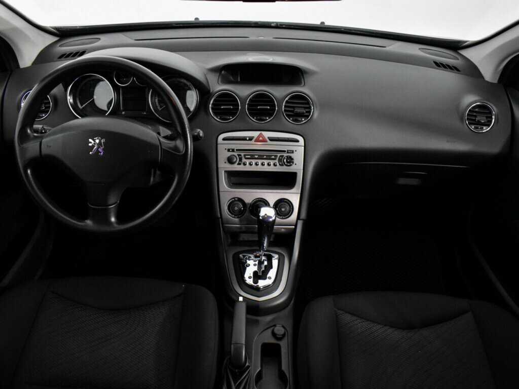 Peugeot 308, 2011 Фото №12