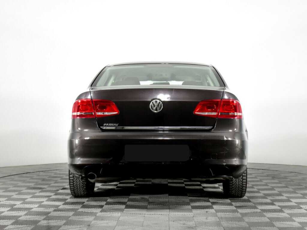 Volkswagen Passat, 2011 - 248 793 км. | Фото №4
