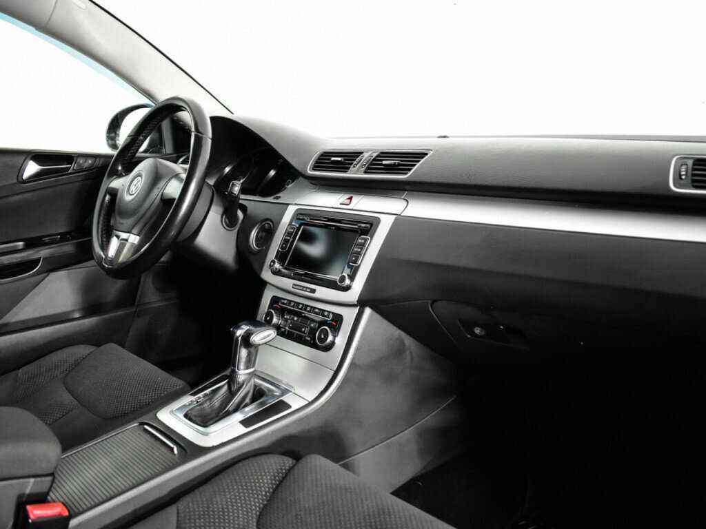 Volkswagen Passat, 2010 Фото №9